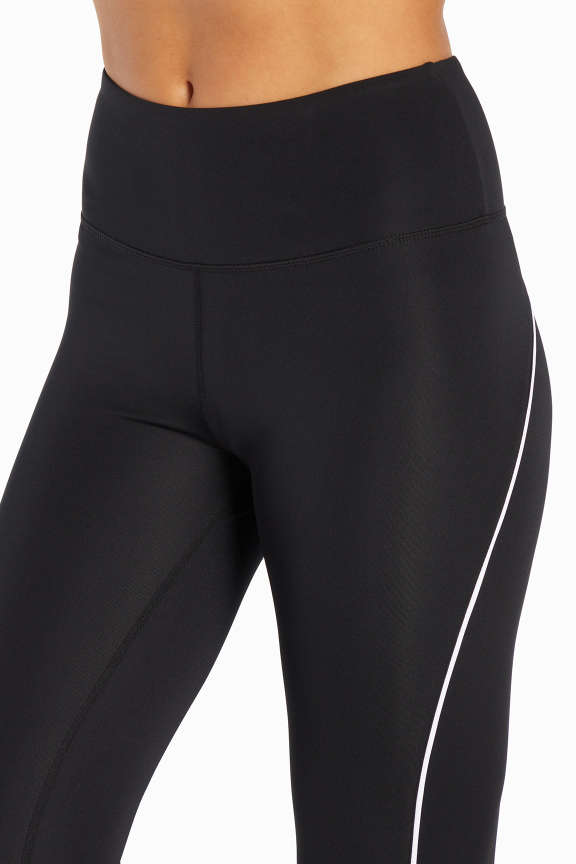 Frankie 25" Legging (Black)