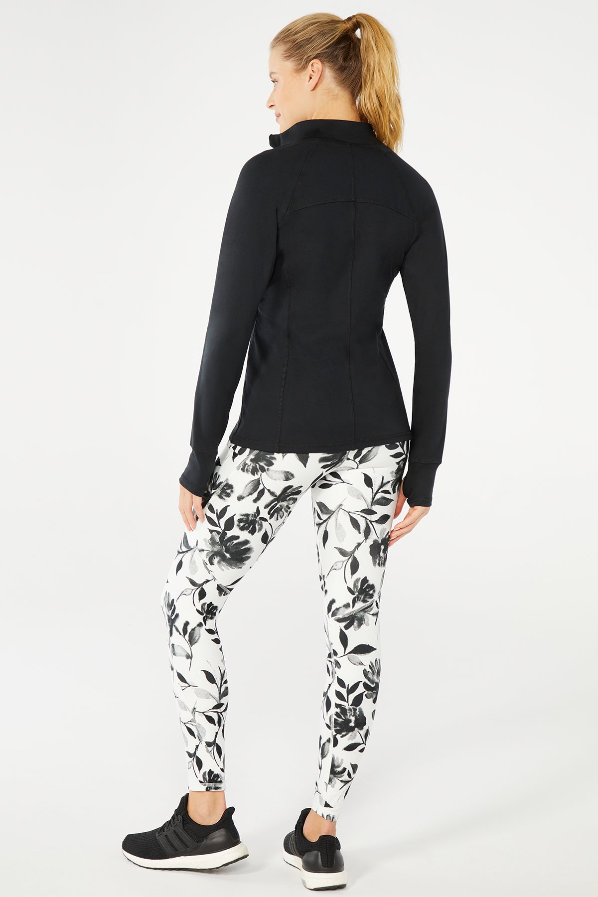 Black Blossom - 5 Items