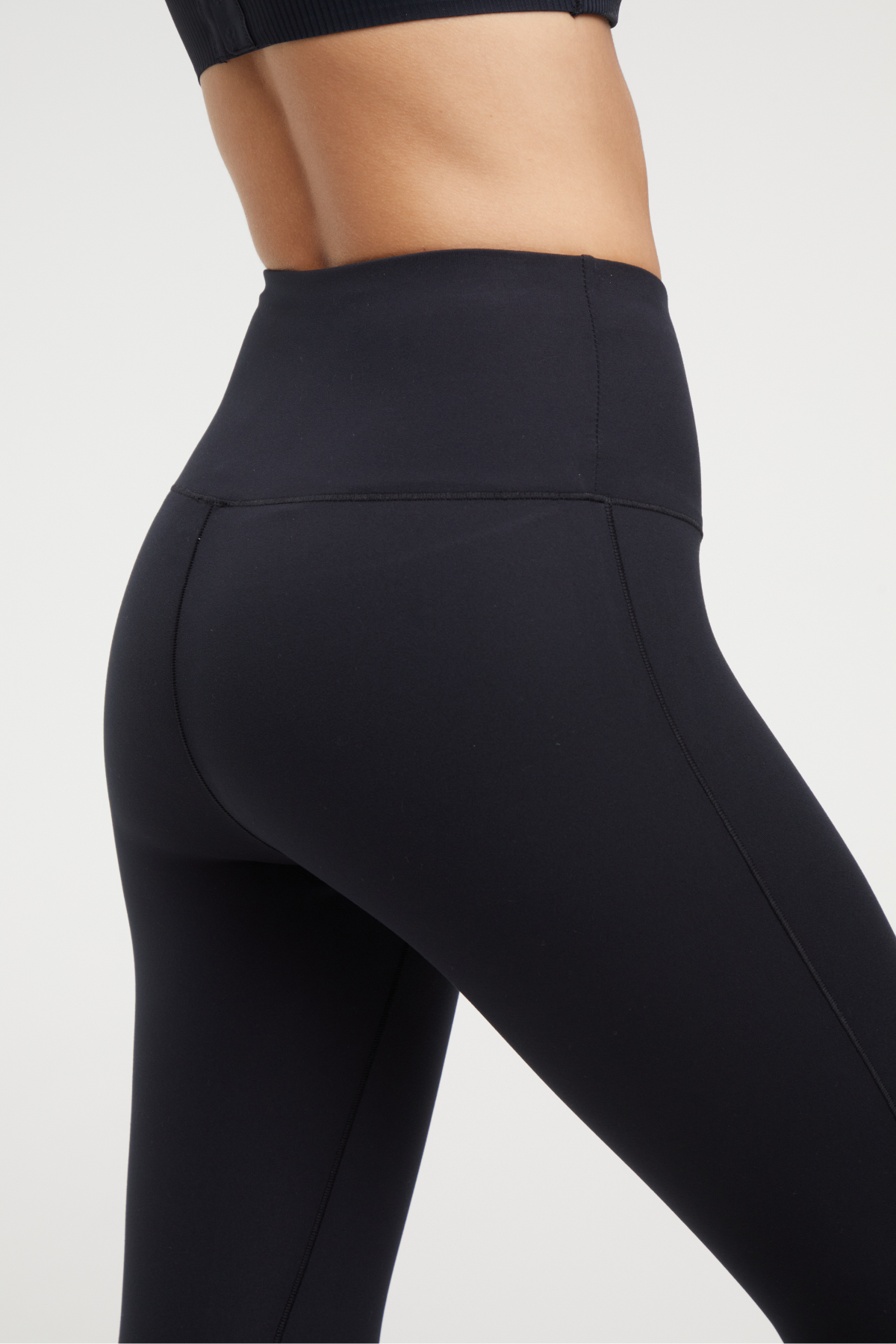 Tummy Control 20" Capri
