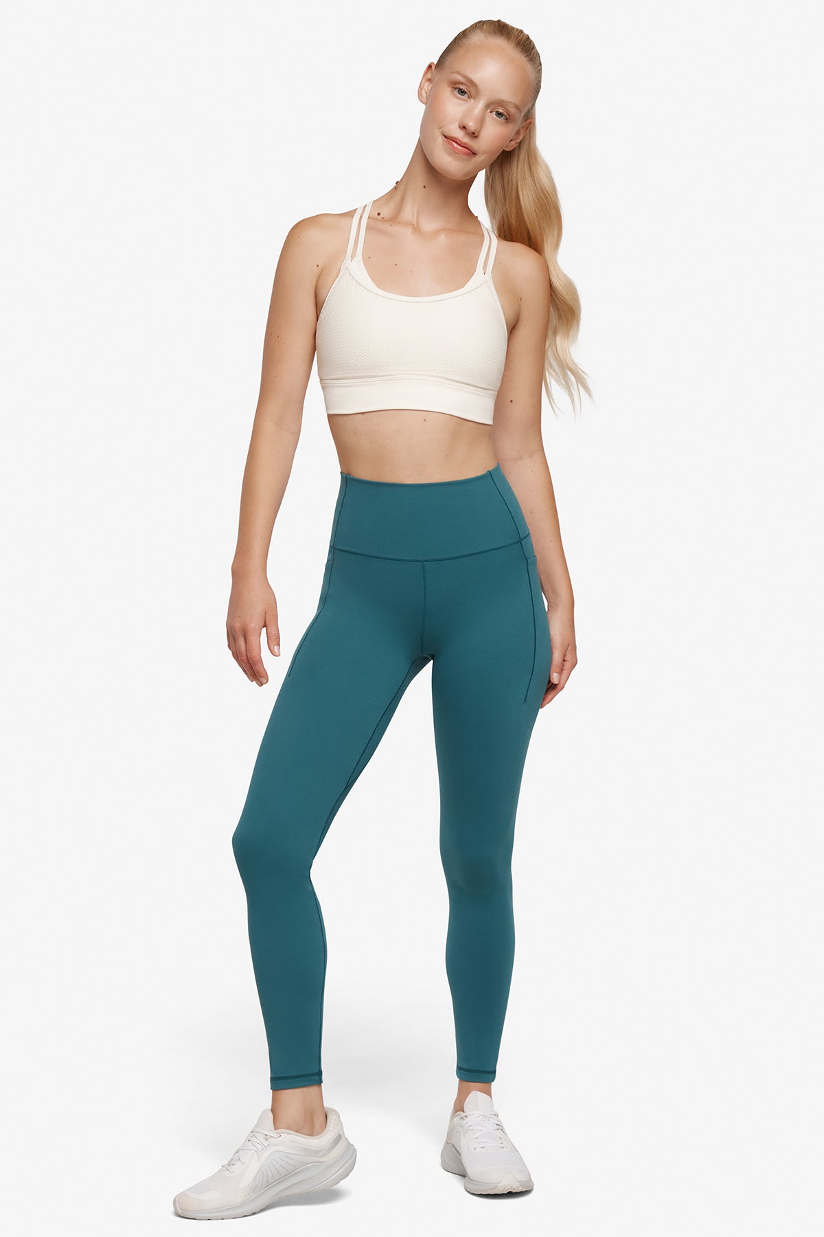 Live Lodge Love - 3 Items