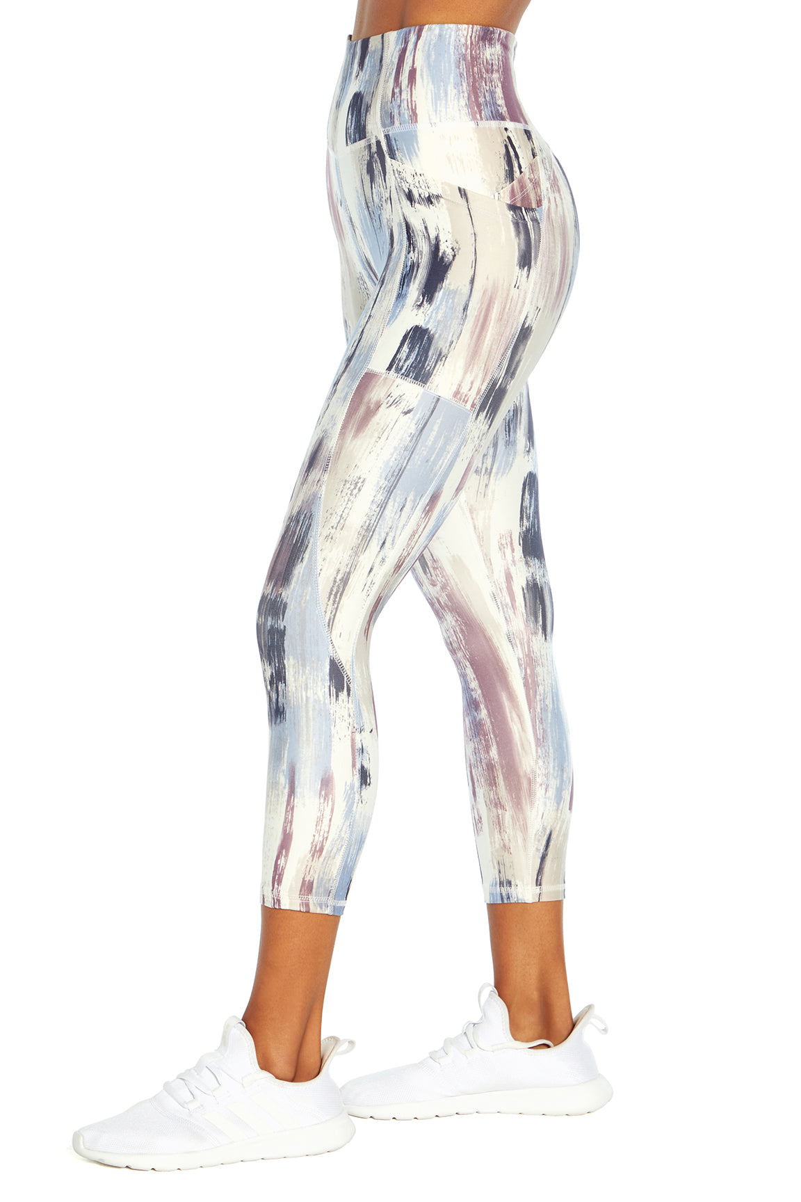 Abigail Capri (White Distressed Wash)