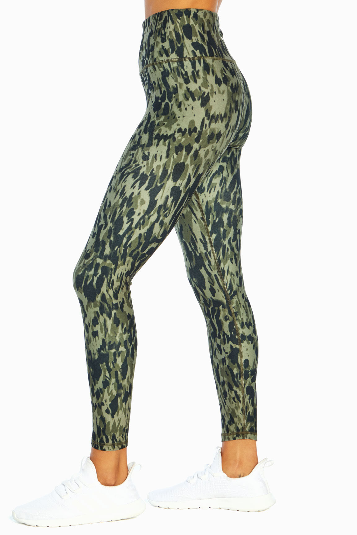 Nilly Legging (Duck Feathered Cow Ivy Green)