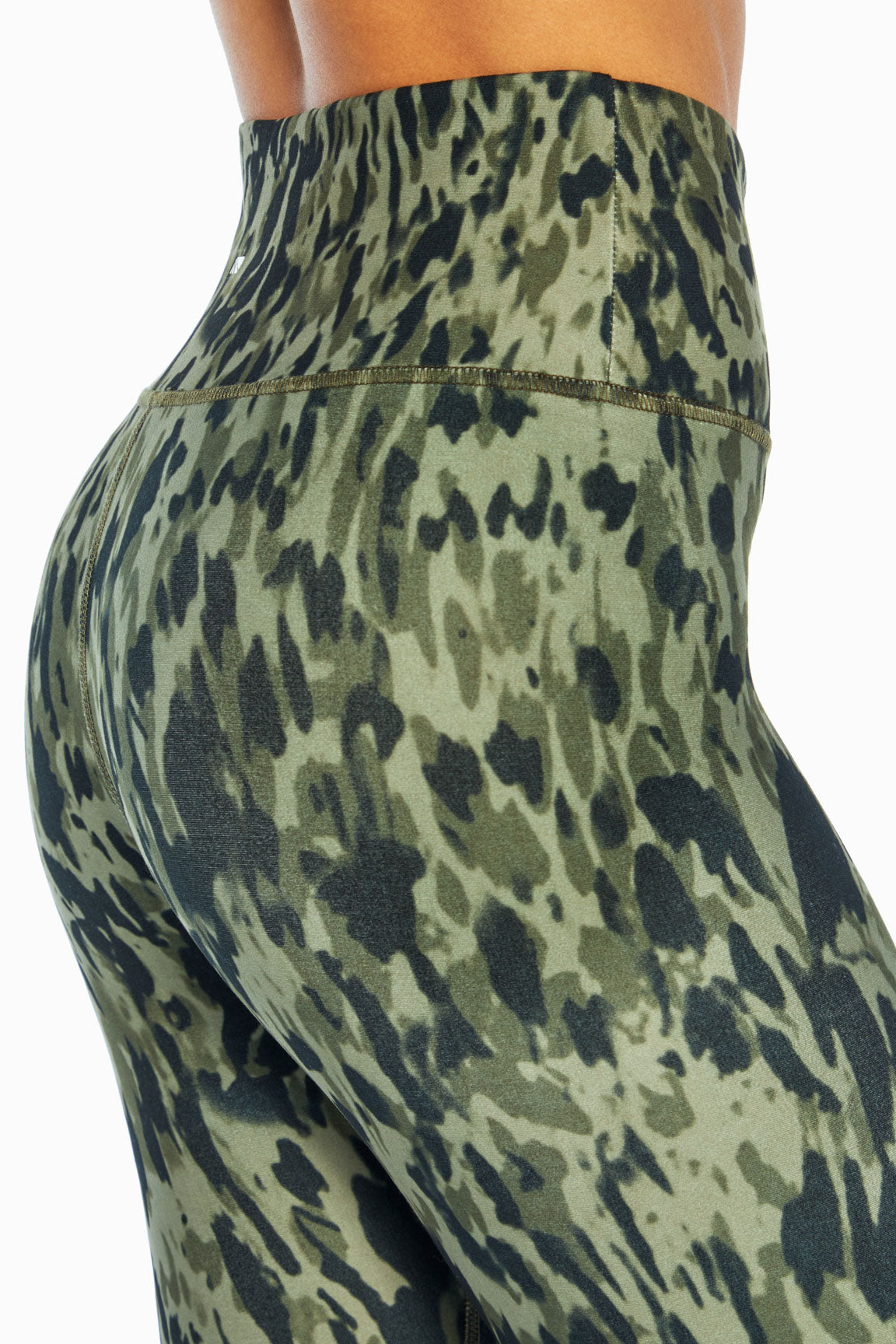 Nilly Legging (Duck Feathered Cow Ivy Green)