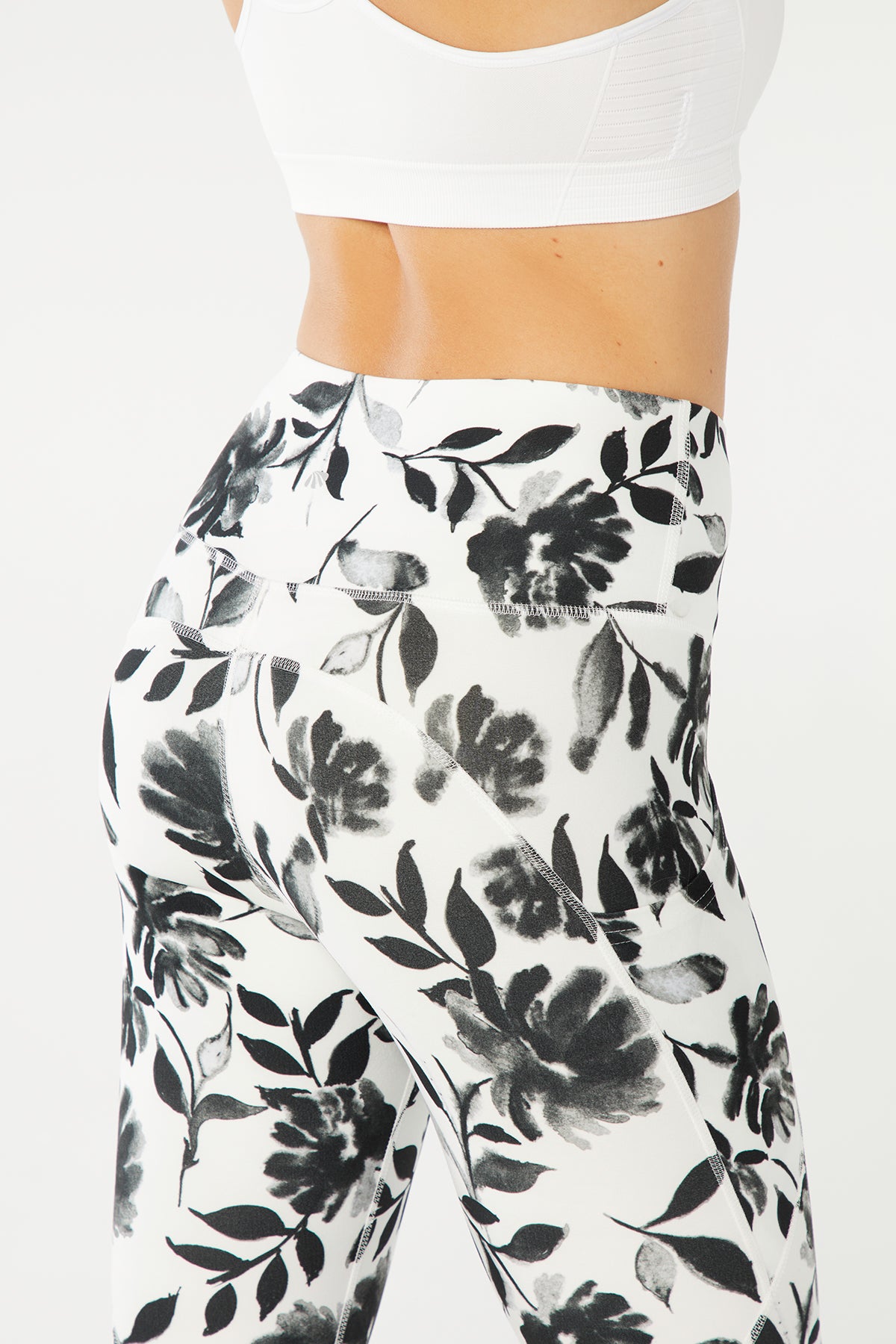 Karis Legging (White Ink Blot Floral)