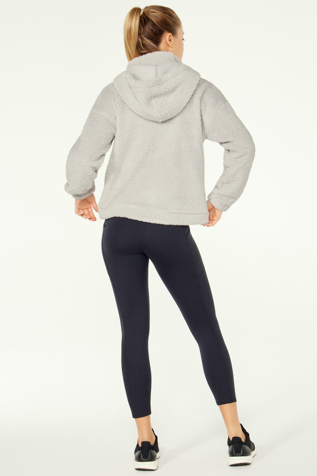 Apres Chic - 2 Items