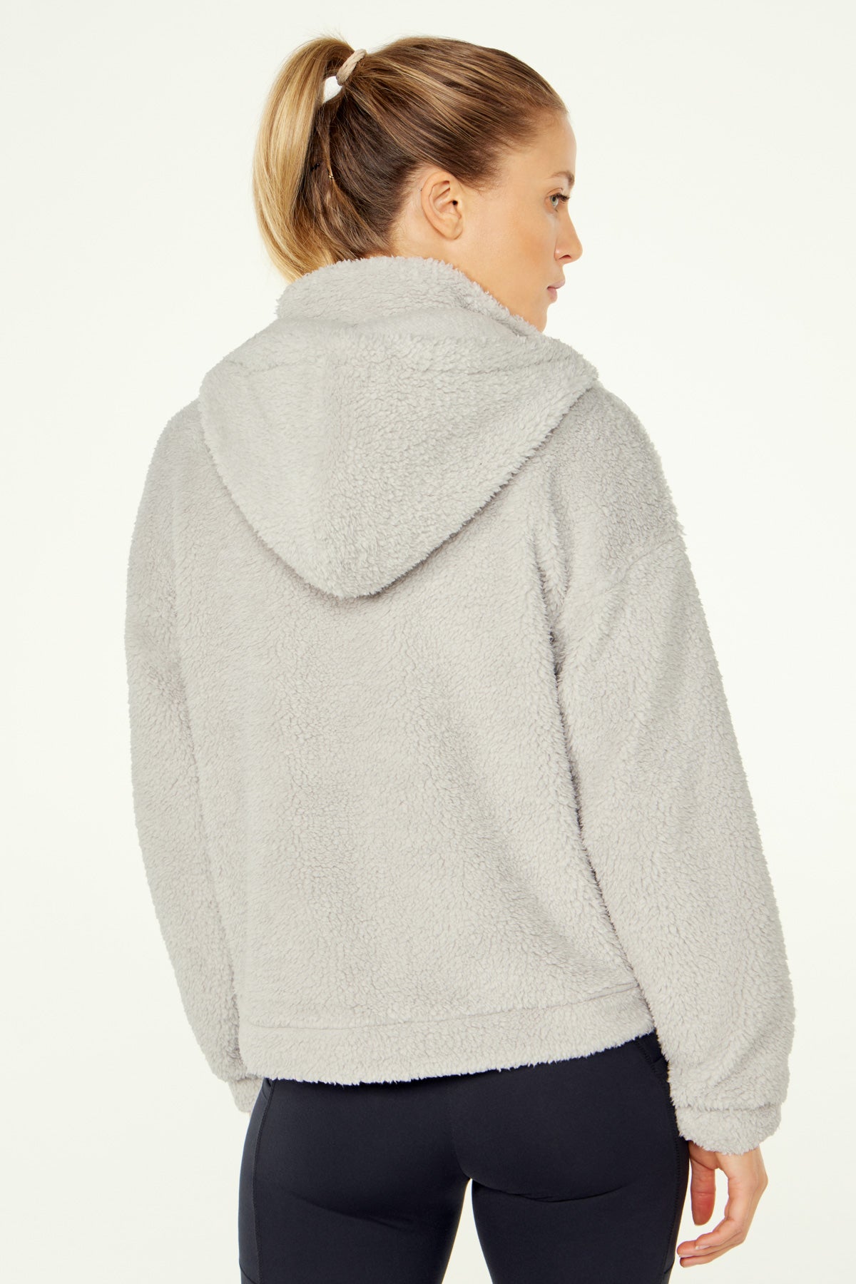 Apres Chic - 2 Items