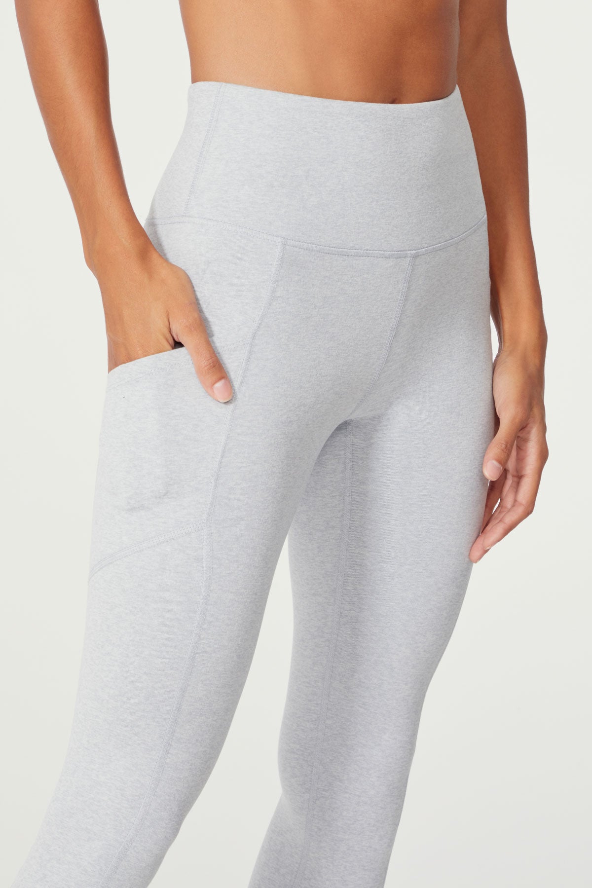 Grayscale - 2 Items