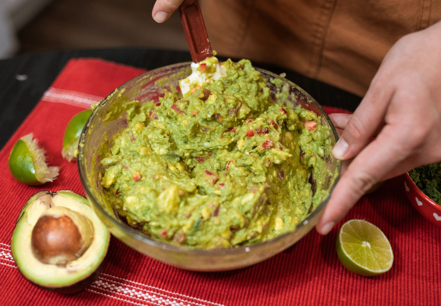 Deliciously Irresistible: The Ultimate Guacamole Recipe to Savor Life's Flavors!