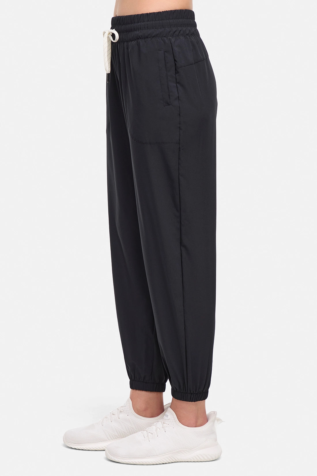 Arely Jogger - Black