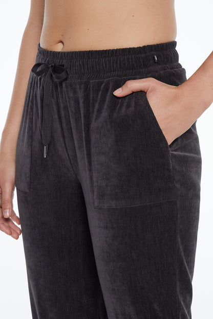Black Velvet - 3 Items