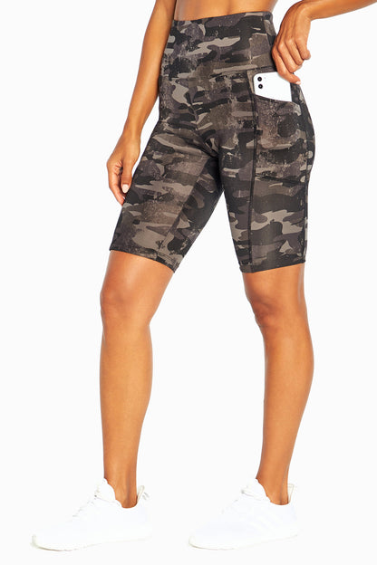 Fiona Bermuda 11&quot; (Black Tonal Washed Camo)