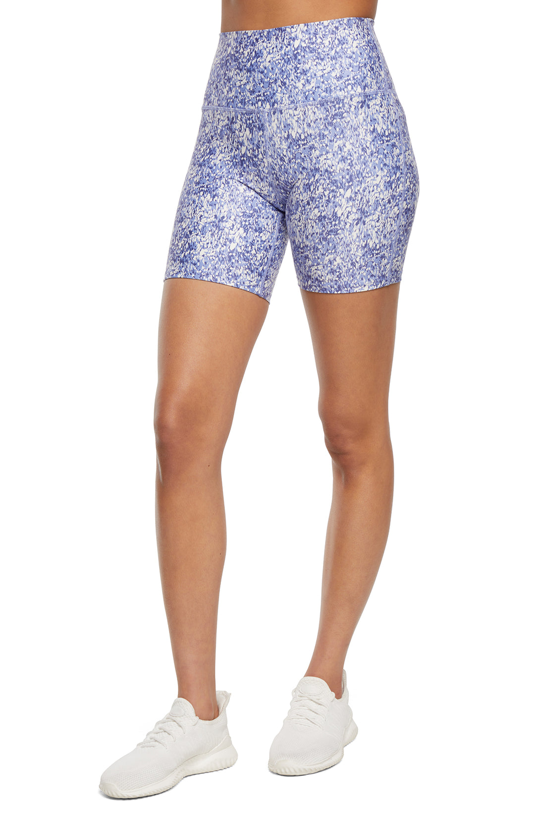 Fia 7" Bermuda (Easter Egg Small Feathered)