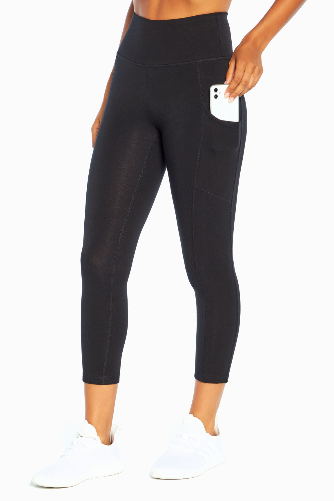 Bailee High Rise Pocket Capri (Black)