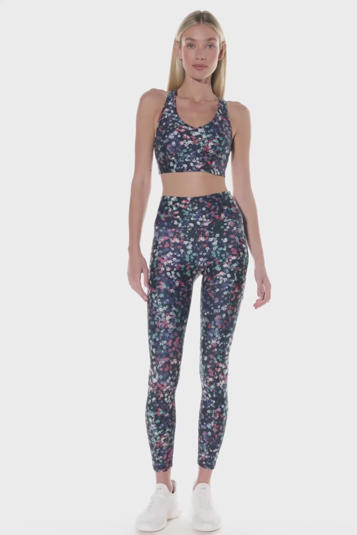 Blooming Romance - 3 Items