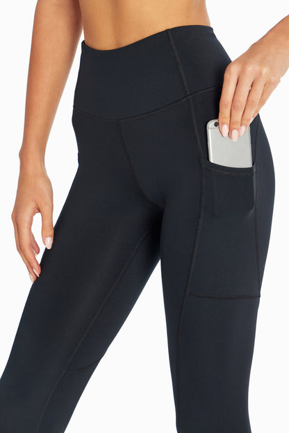 Elsa Capri (Black)