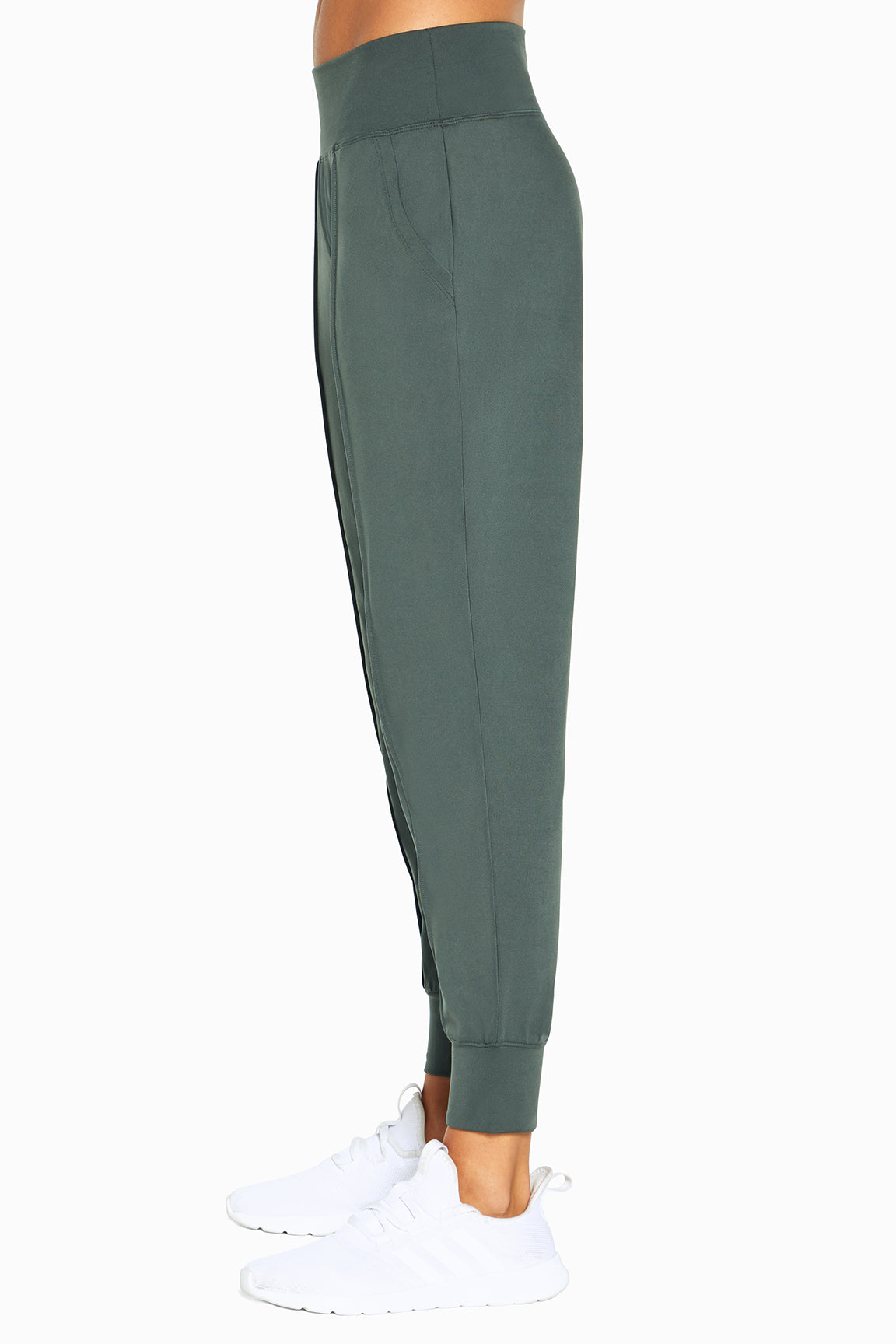 Ruby Jogger (Urban Chic)