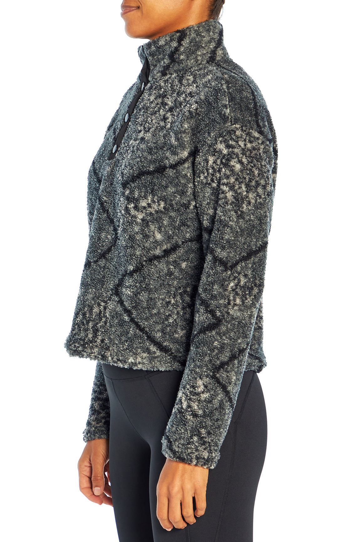 Tyra Pullover (Black Cheetah Bandana)