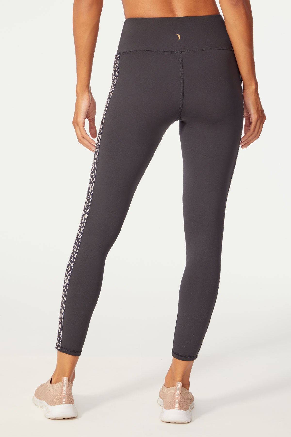 Urban Instinct - 3 Items