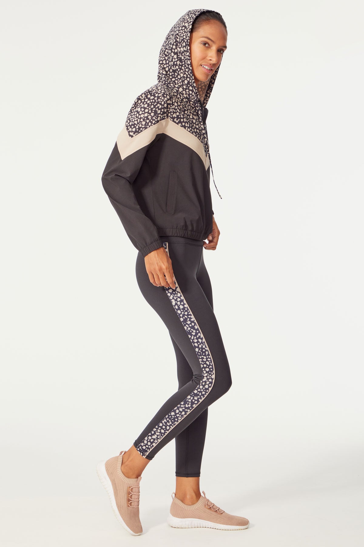 Urban Instinct - 3 Items